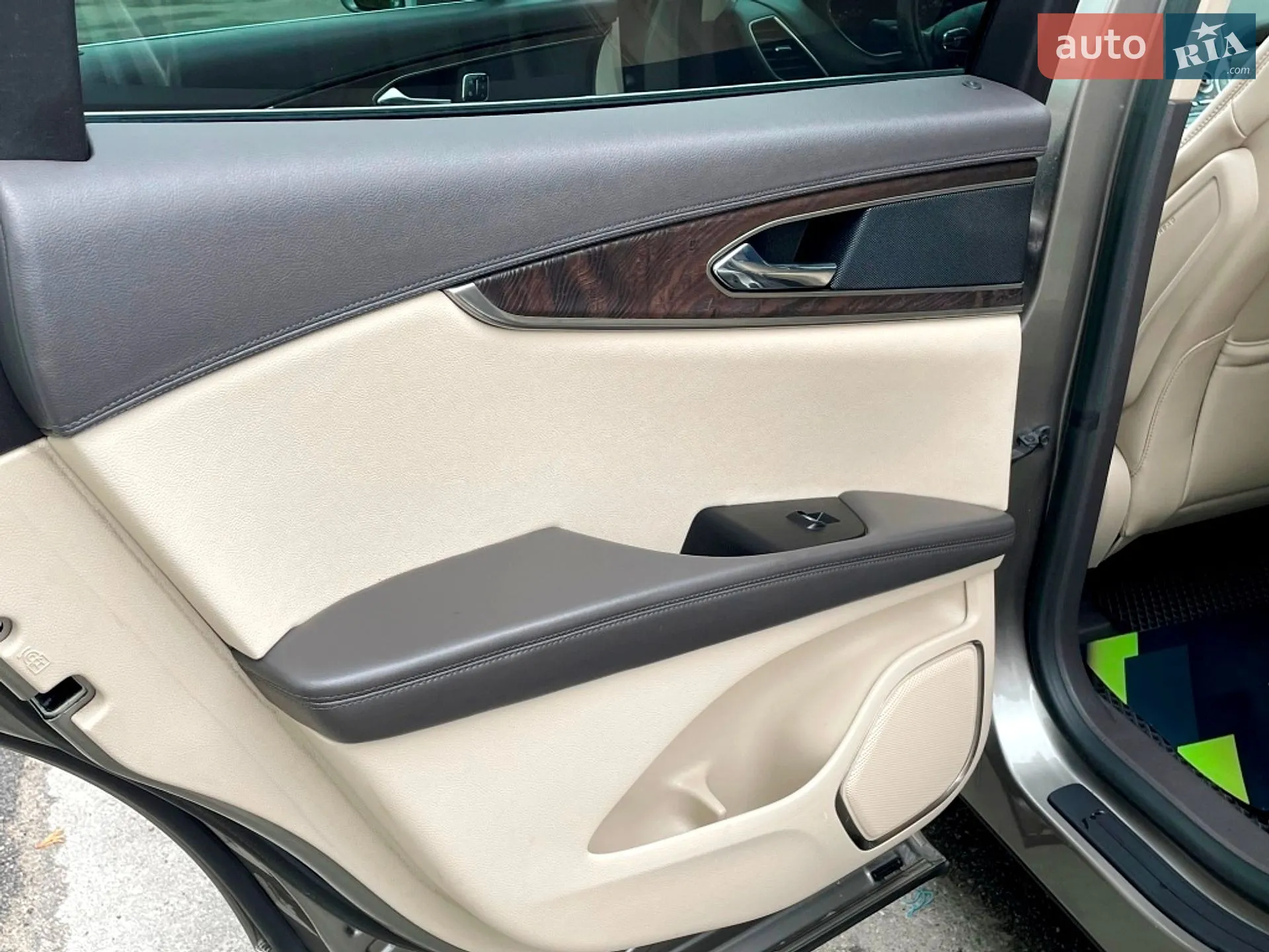 2015 Lincoln MKX - мініатюра 62