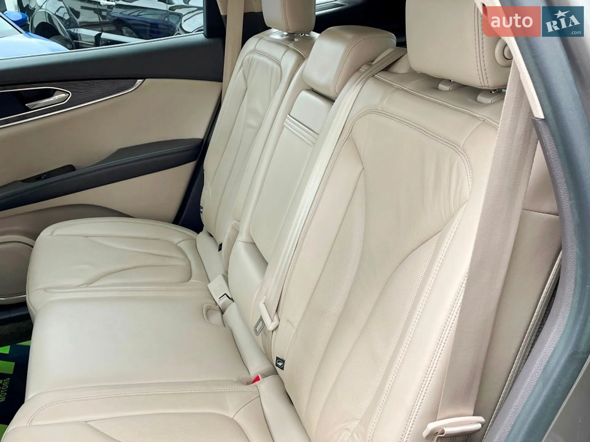 2015 Lincoln MKX - мініатюра 39