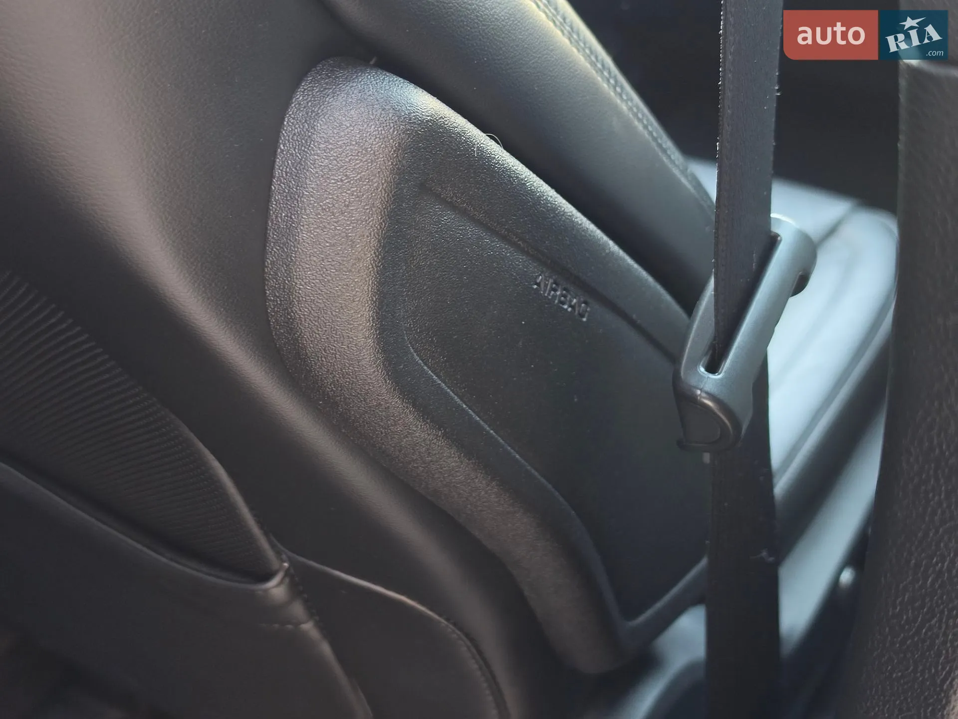 2016 Lincoln MKX - мініатюра 41