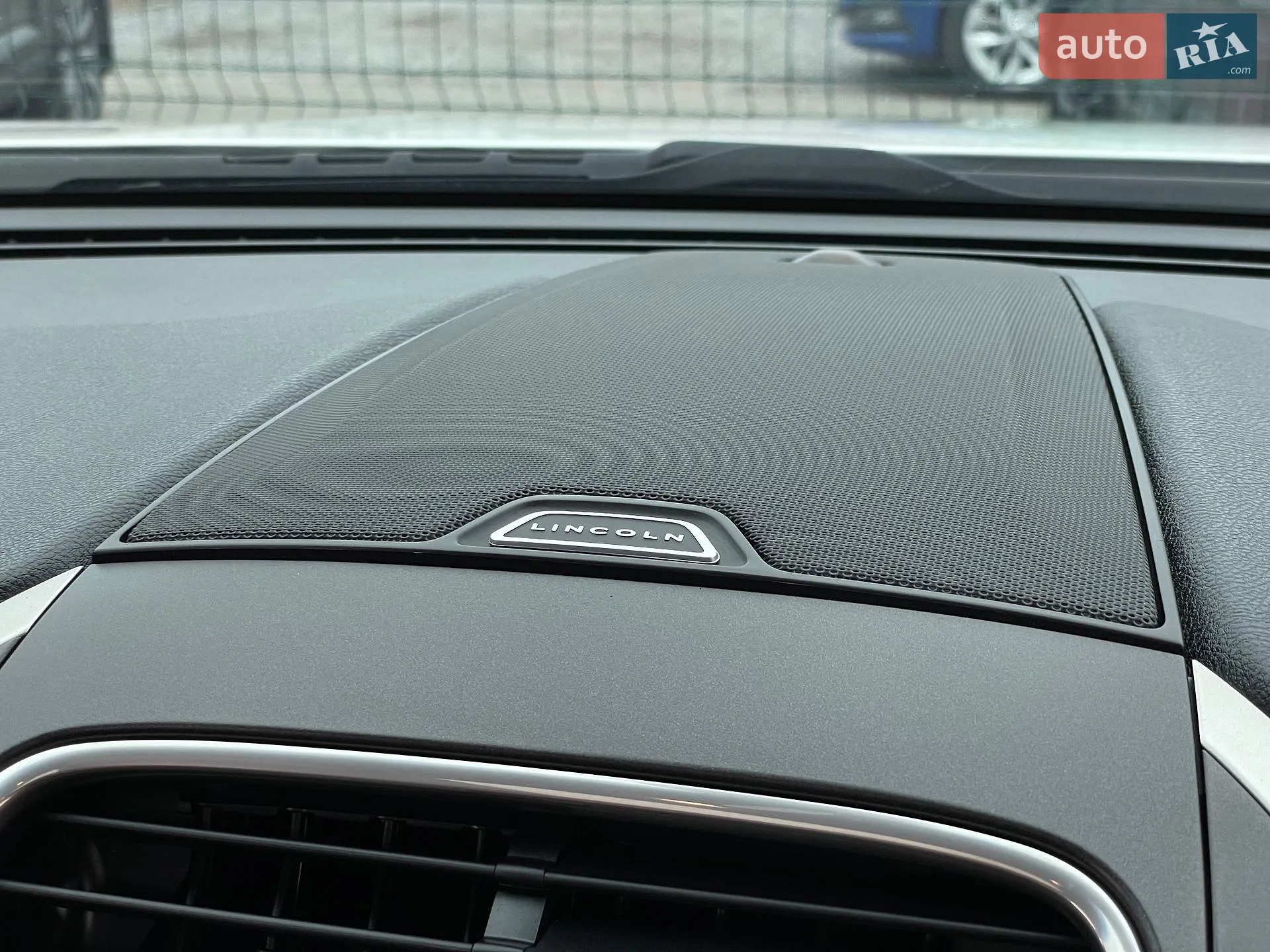 2016 Lincoln MKX - мініатюра 47