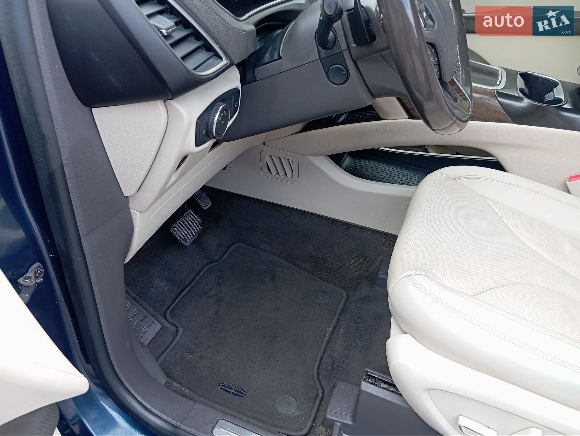 2017 Lincoln MKX - мініатюра 20