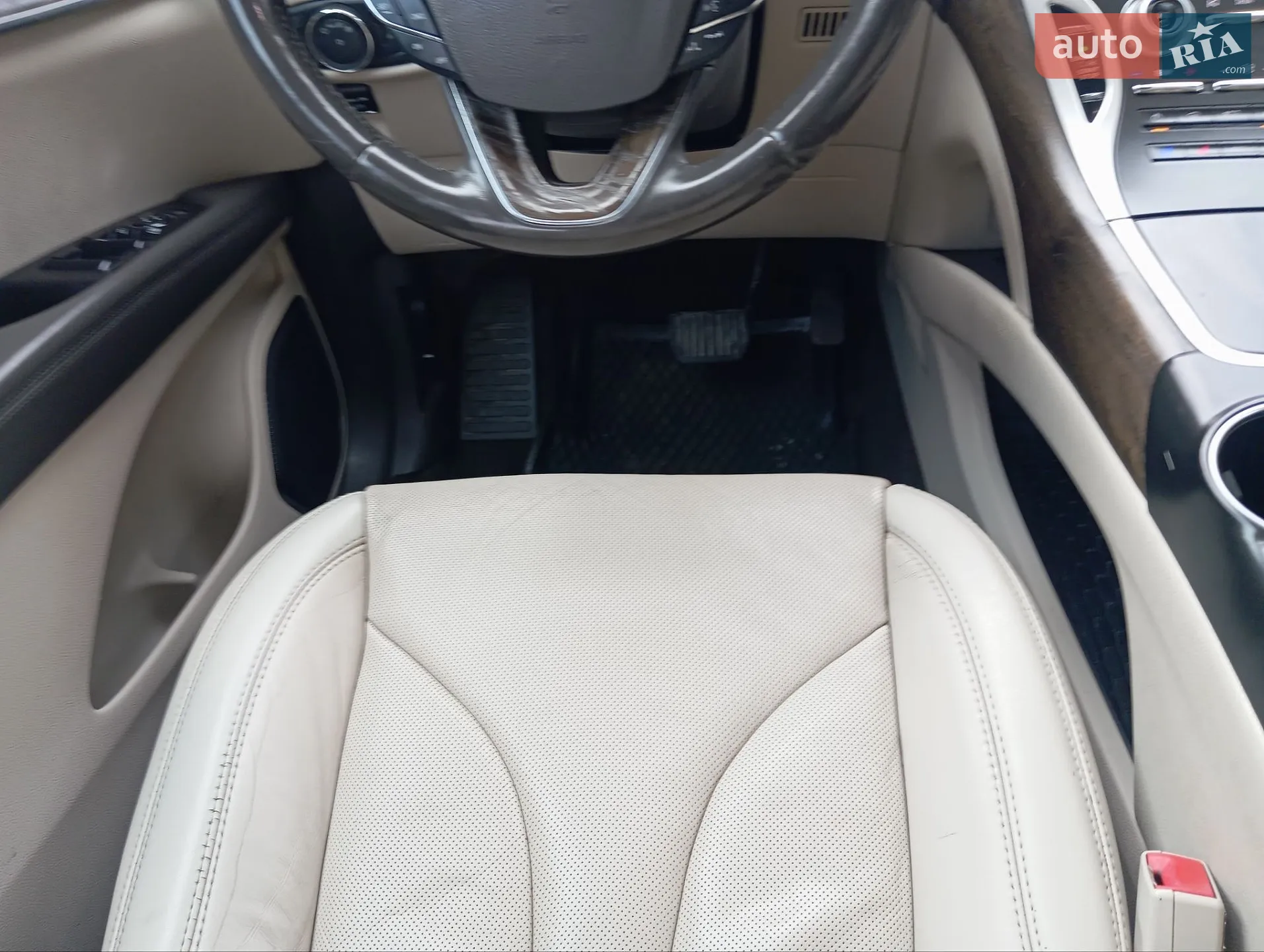 2017 Lincoln MKX - мініатюра 21