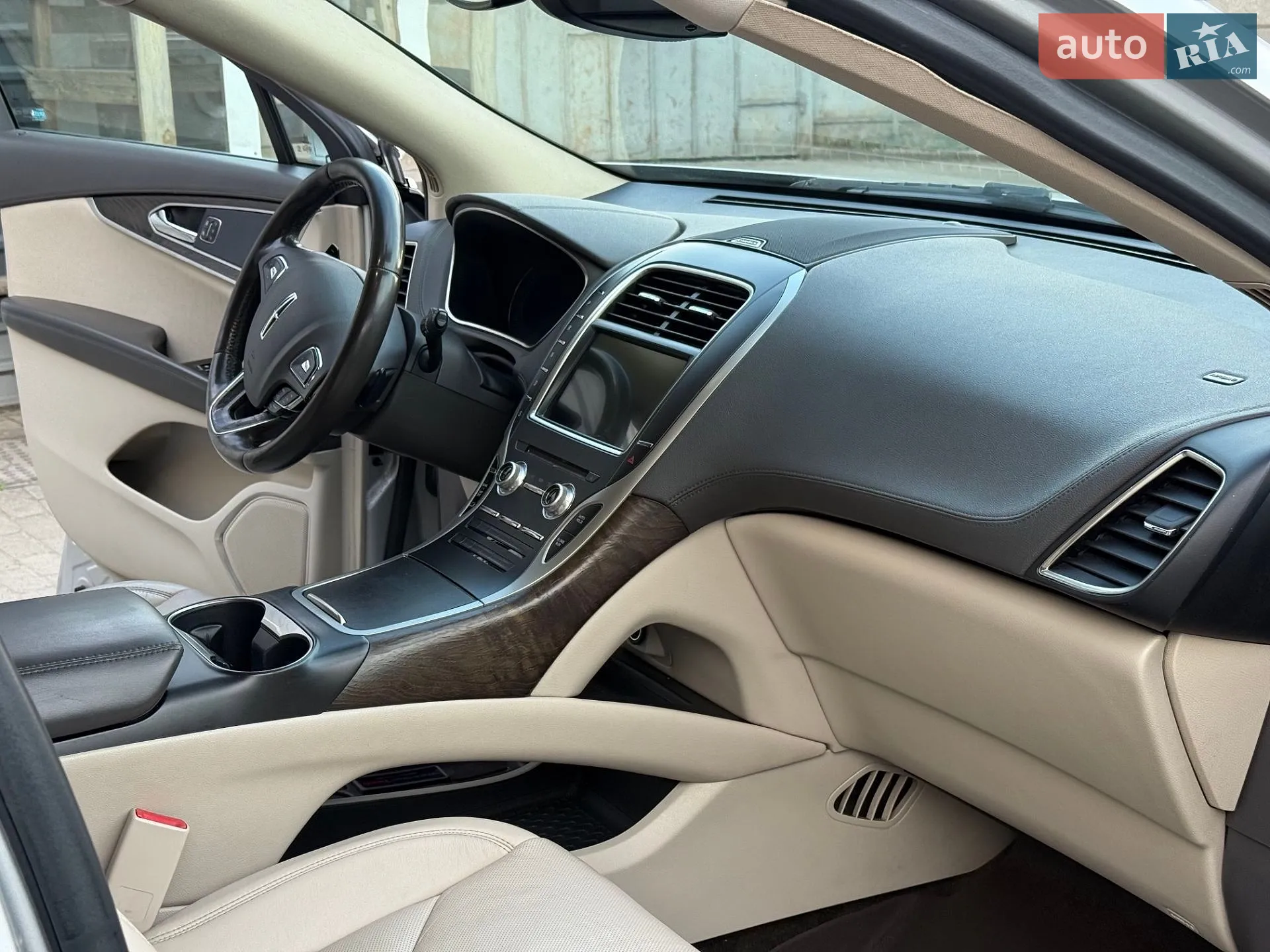 2016 Lincoln MKX - мініатюра 23