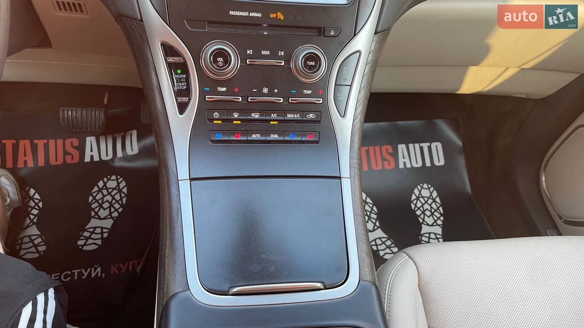 2017 Lincoln MKX - мініатюра 25