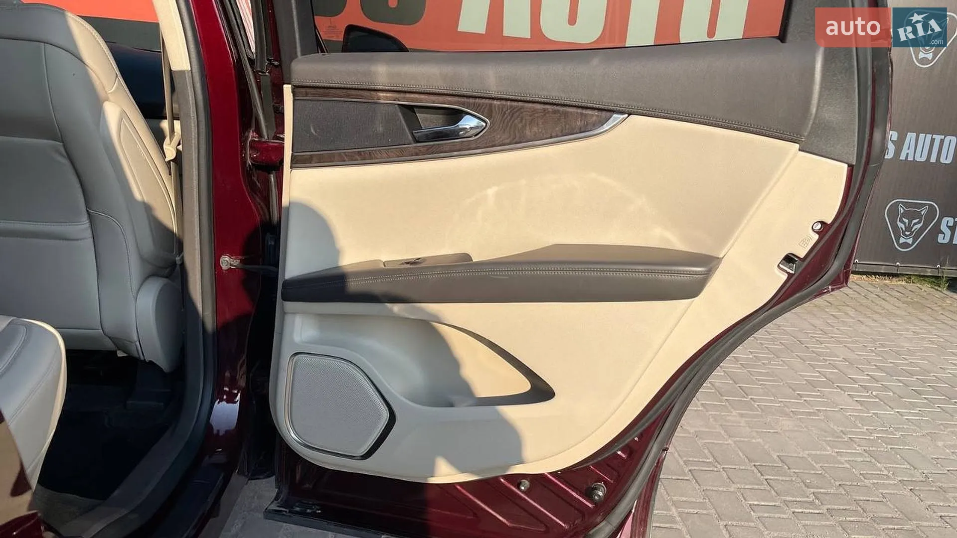 2017 Lincoln MKX - мініатюра 35
