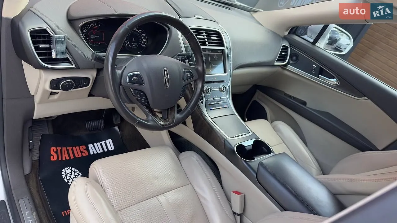 2016 Lincoln MKX - мініатюра 16