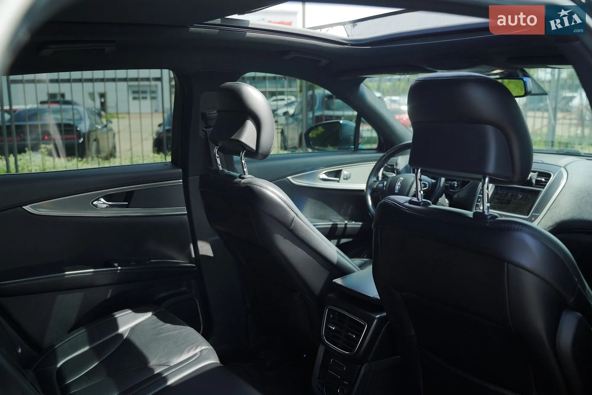 2016 Lincoln MKX - мініатюра 23