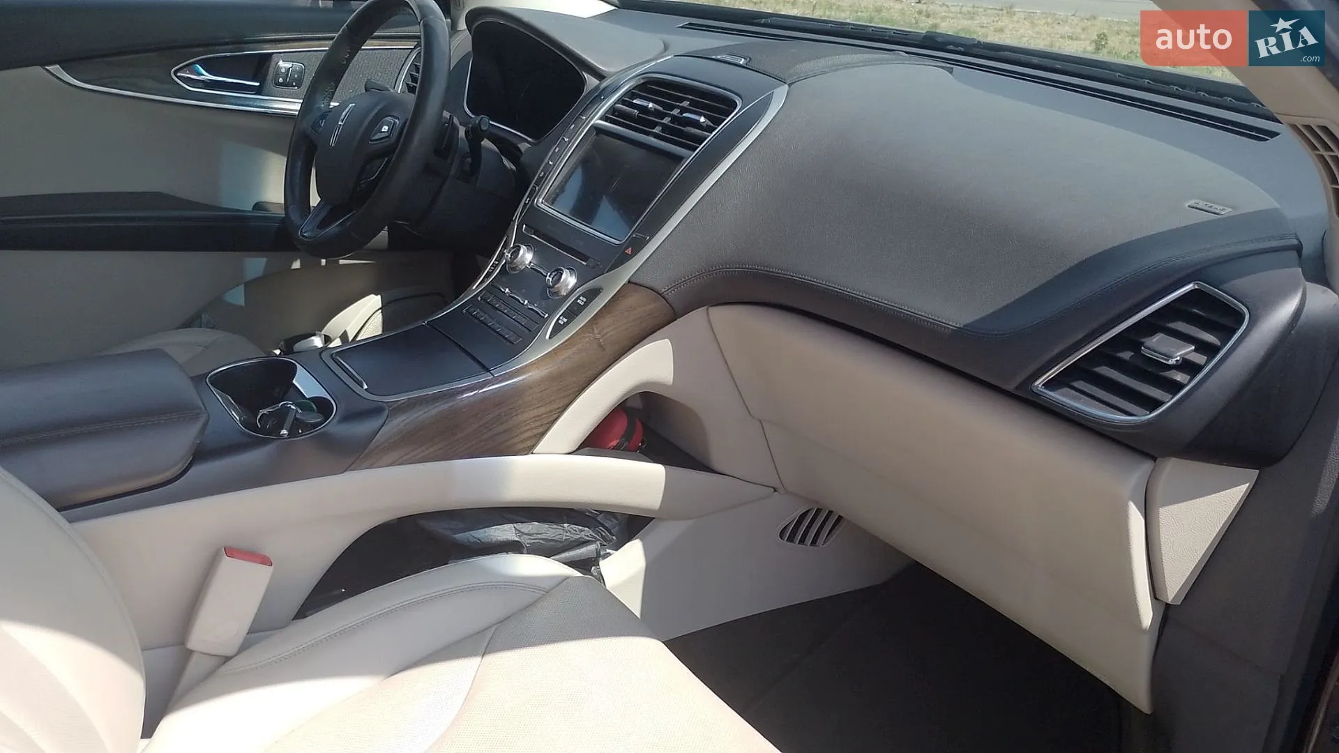 2017 Lincoln MKX - мініатюра 8