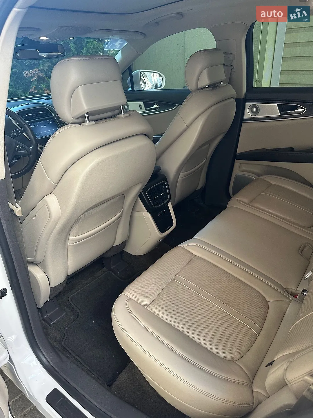 2017 Lincoln MKX - мініатюра 9