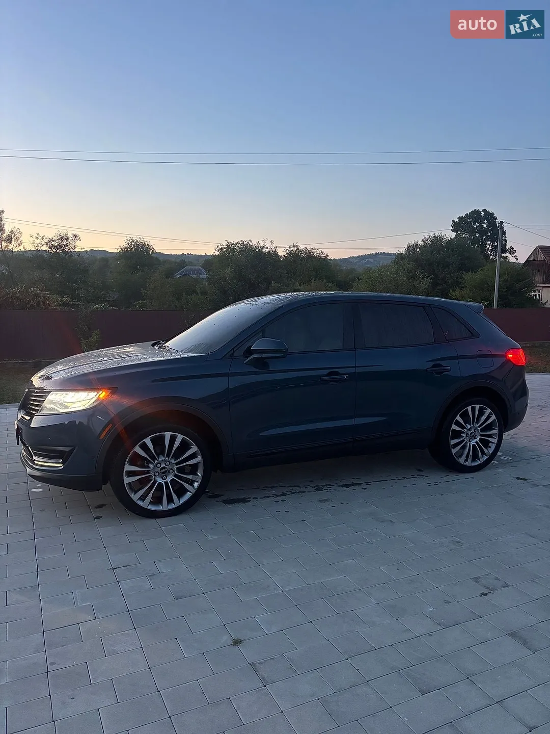 2016 Lincoln MKX - мініатюра 29