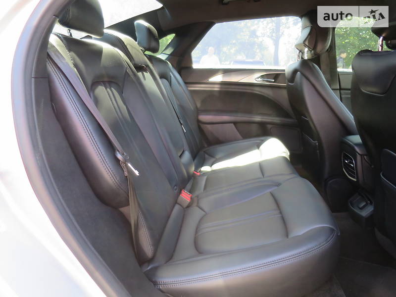 Седан Lincoln MKZ 2017 в Києві