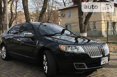 Седан Lincoln MKZ 2011 в 