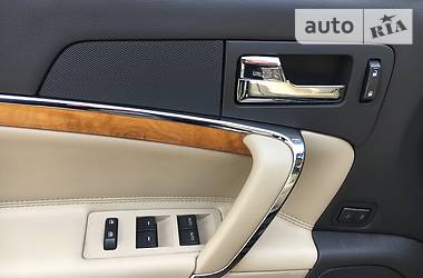Седан Lincoln MKZ 2011 в 
