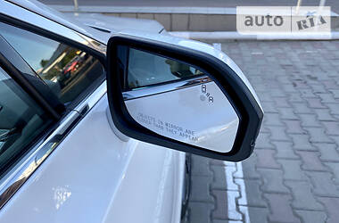 Седан Lincoln MKZ 2013 в 