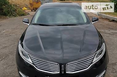 Седан Lincoln MKZ 2014 в Лубнах