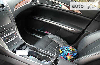 Седан Lincoln MKZ 2015 в 