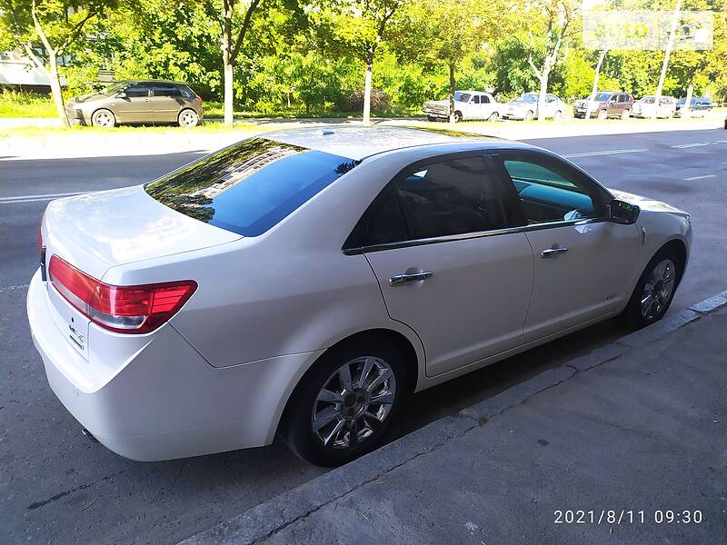 Седан Lincoln MKZ 2011 в Киеве