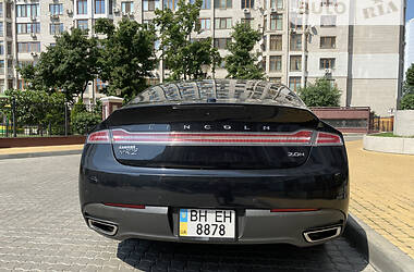 Седан Lincoln MKZ 2014 в Дніпрі