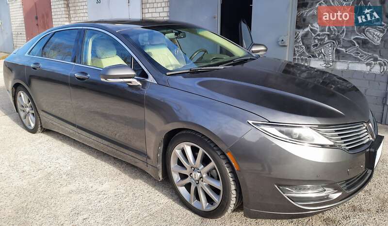 Седан Lincoln MKZ 2015 в Кременчуге
