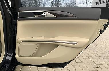 Седан Lincoln MKZ 2014 в Черновцах