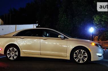 Седан Lincoln MKZ 2013 в 