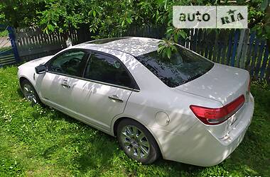 Седан Lincoln MKZ 2011 в 