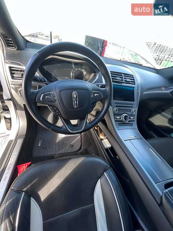 Седан Lincoln MKZ 2017 в Киеве фото 28 Седан Lincoln MKZ 2017 в Киеве