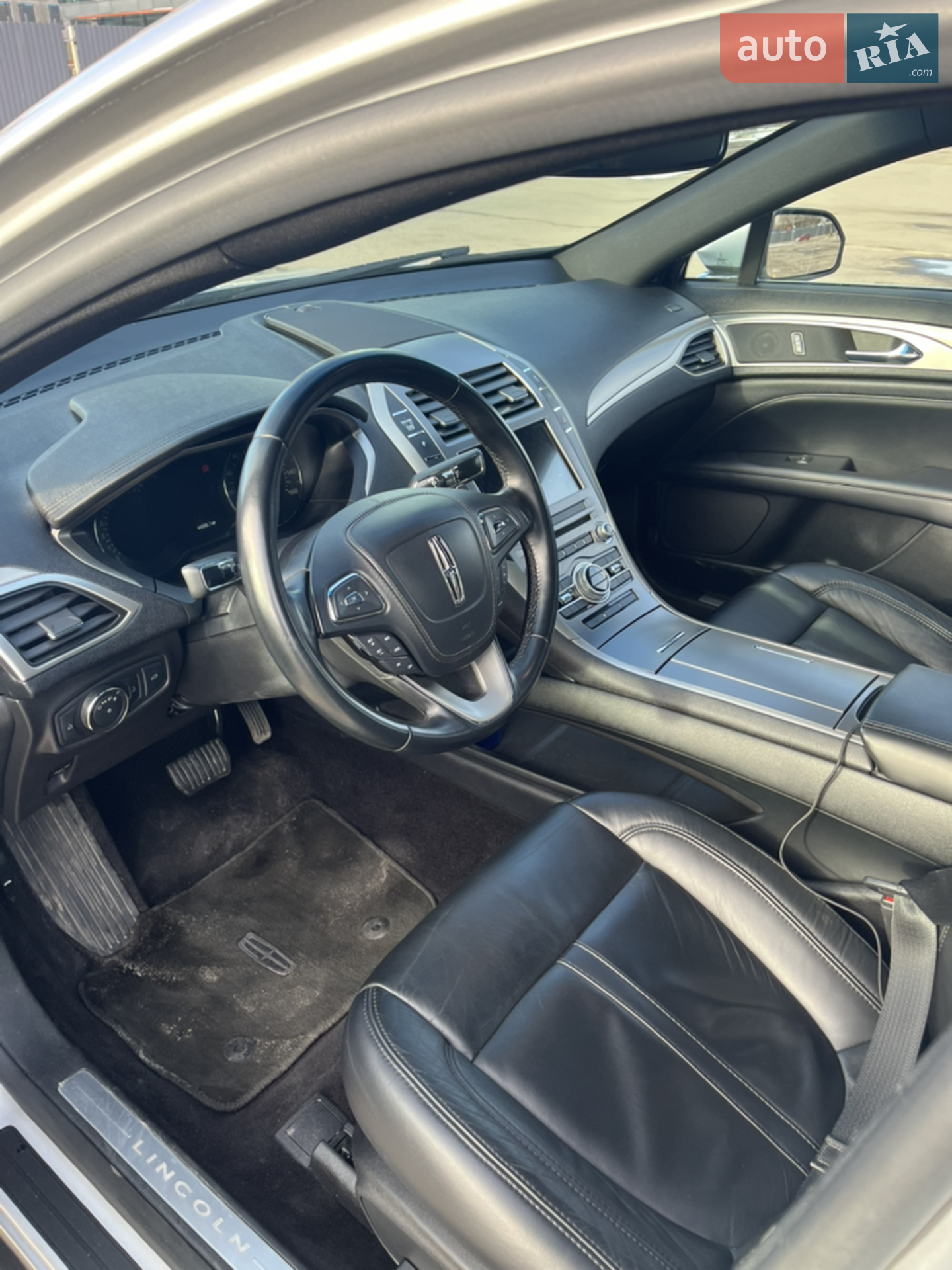 2016 Lincoln MKZ - мініатюра 2