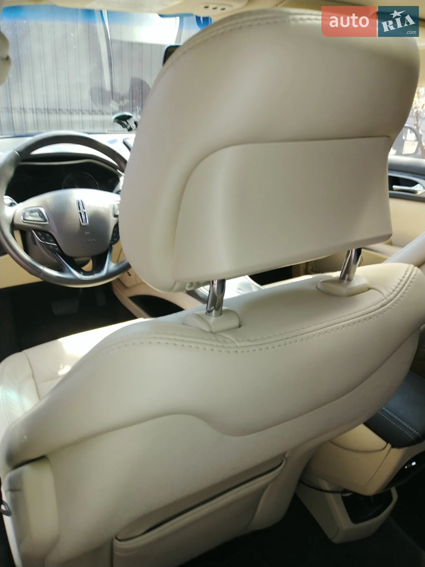 2015 Lincoln MKZ - мініатюра 11