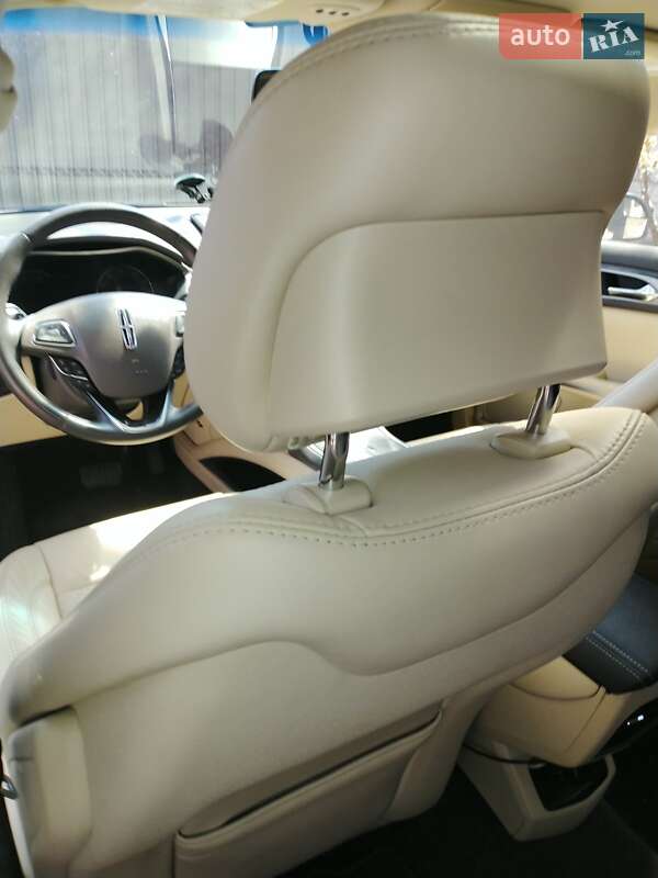 Седан Lincoln MKZ 2015 в Києві