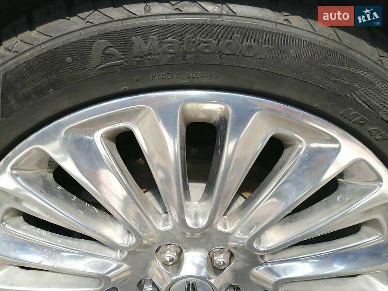 Седан Lincoln MKZ 2015 в Києві