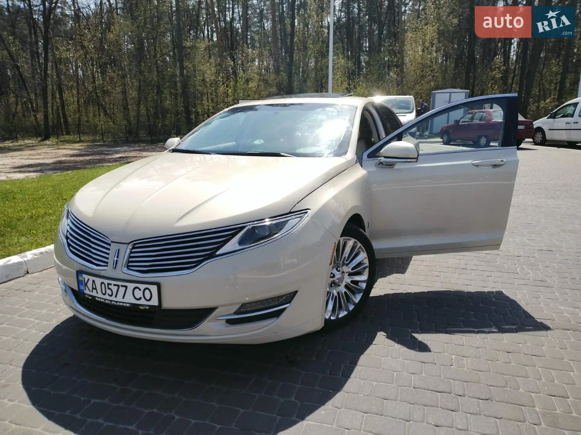 2015 Lincoln MKZ - мініатюра 19