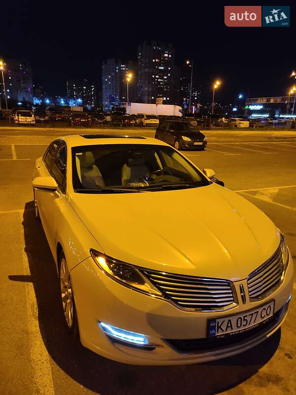 Седан Lincoln MKZ 2015 в Києві