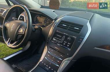 Седан Lincoln MKZ 2014 в Черкассах