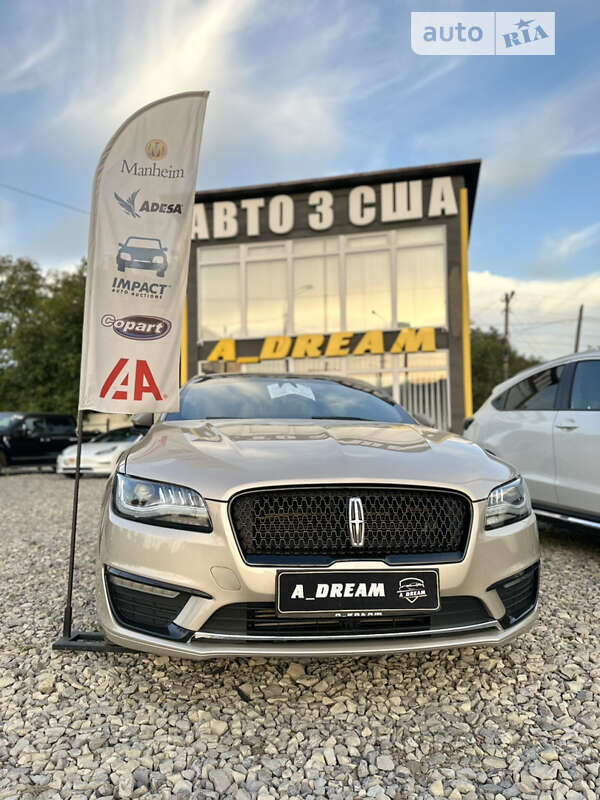 Седан Lincoln MKZ 2017 в Черновцах