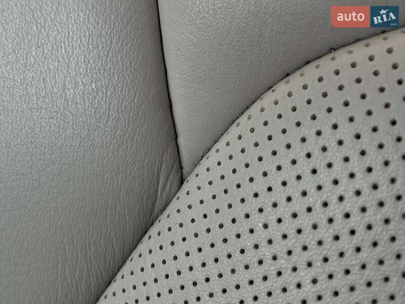 Седан Lincoln MKZ 2016 в Ровно