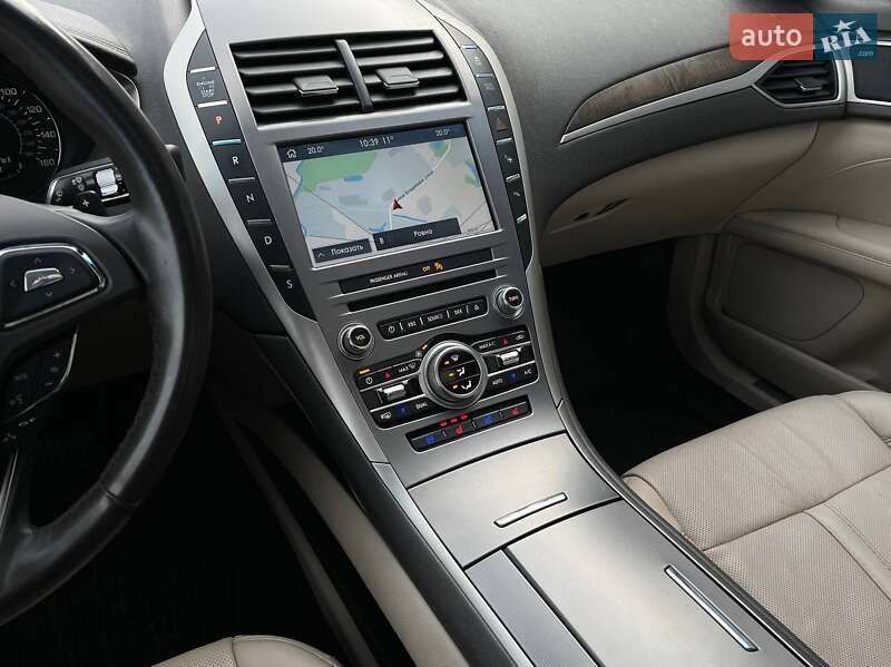 Седан Lincoln MKZ 2016 в Ровно