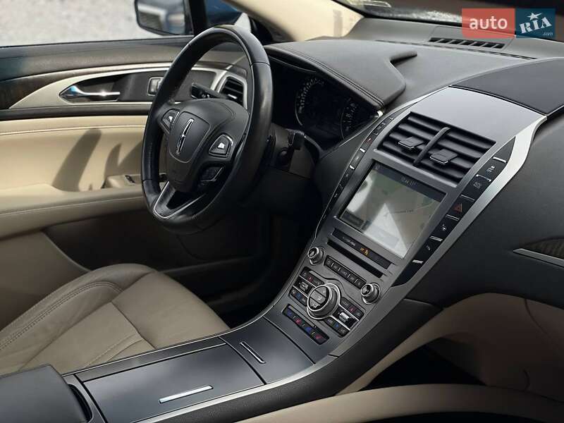 Седан Lincoln MKZ 2016 в Ровно