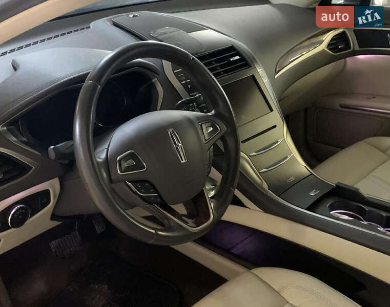 Седан Lincoln MKZ 2013 в Луцьку