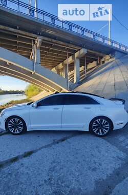 Седан Lincoln MKZ 2016 в Вінниці