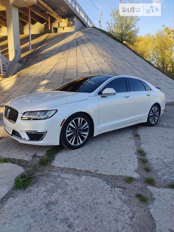 Седан Lincoln MKZ 2016 в Виннице