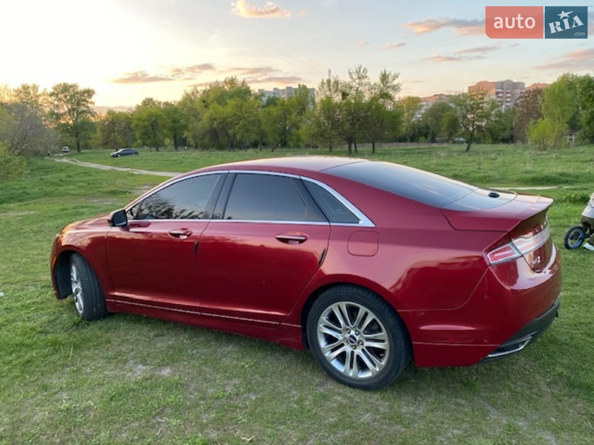 Lincoln MKZ 2013 VIN 3LN6L2LU8ER817344 фото оголошення 5 з 35