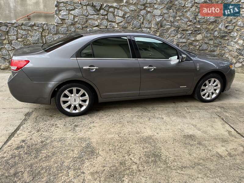 Седан Lincoln MKZ 2011 в Ровно
