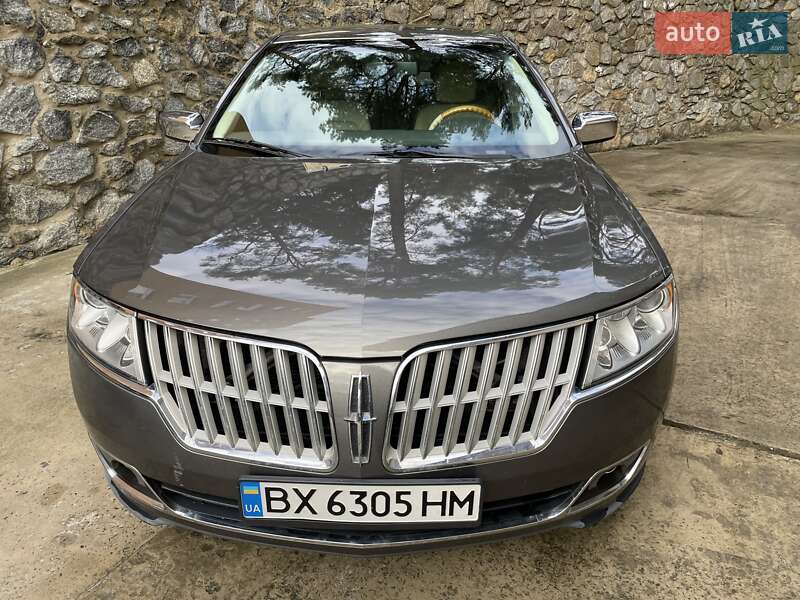 Седан Lincoln MKZ 2011 в Ровно