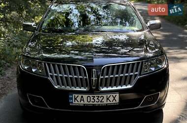 Седан Lincoln MKZ 2011 в 