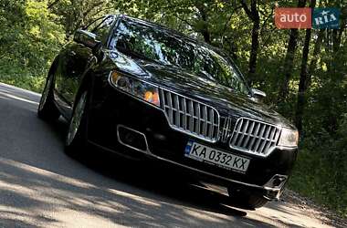 Седан Lincoln MKZ 2011 в 