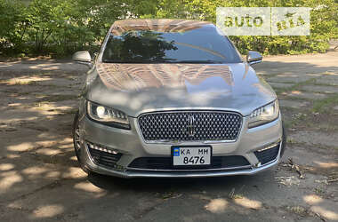 Седан Lincoln MKZ 2017 в 