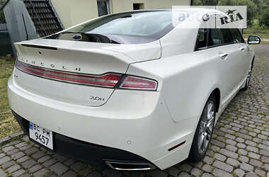 Седан Lincoln MKZ 2013 в Львове