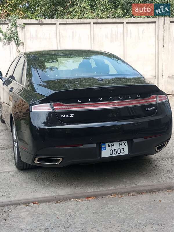 Седан Lincoln MKZ 2015 в Житомирі