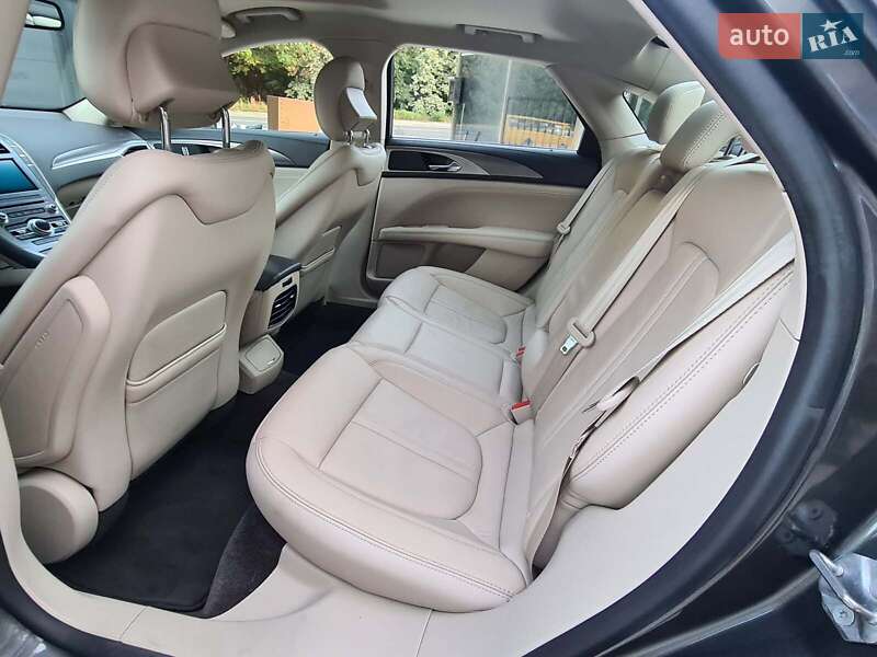 Седан Lincoln MKZ 2017 в Киеве